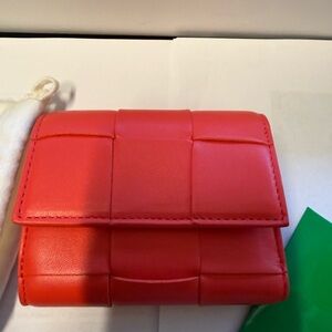 Brand new Bottega Veneta Compact Wallet.